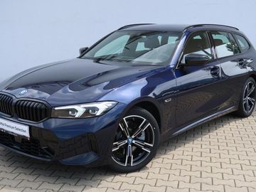 320e xDrive Touring
