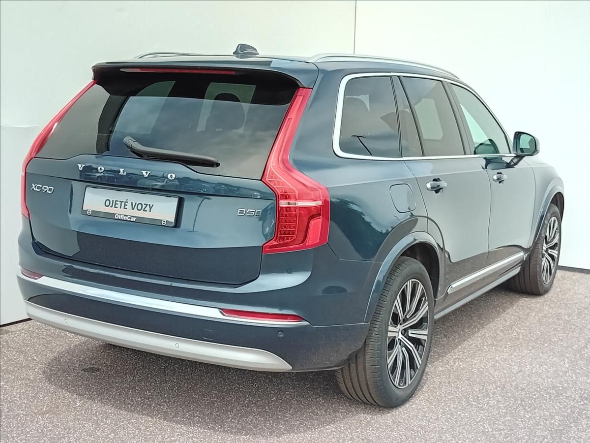 Volvo XC90, 2,0 AWD MOMENTUM PRO  B5 - fotka 2