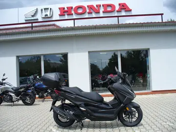 Honda Forza, Honda Forza 125