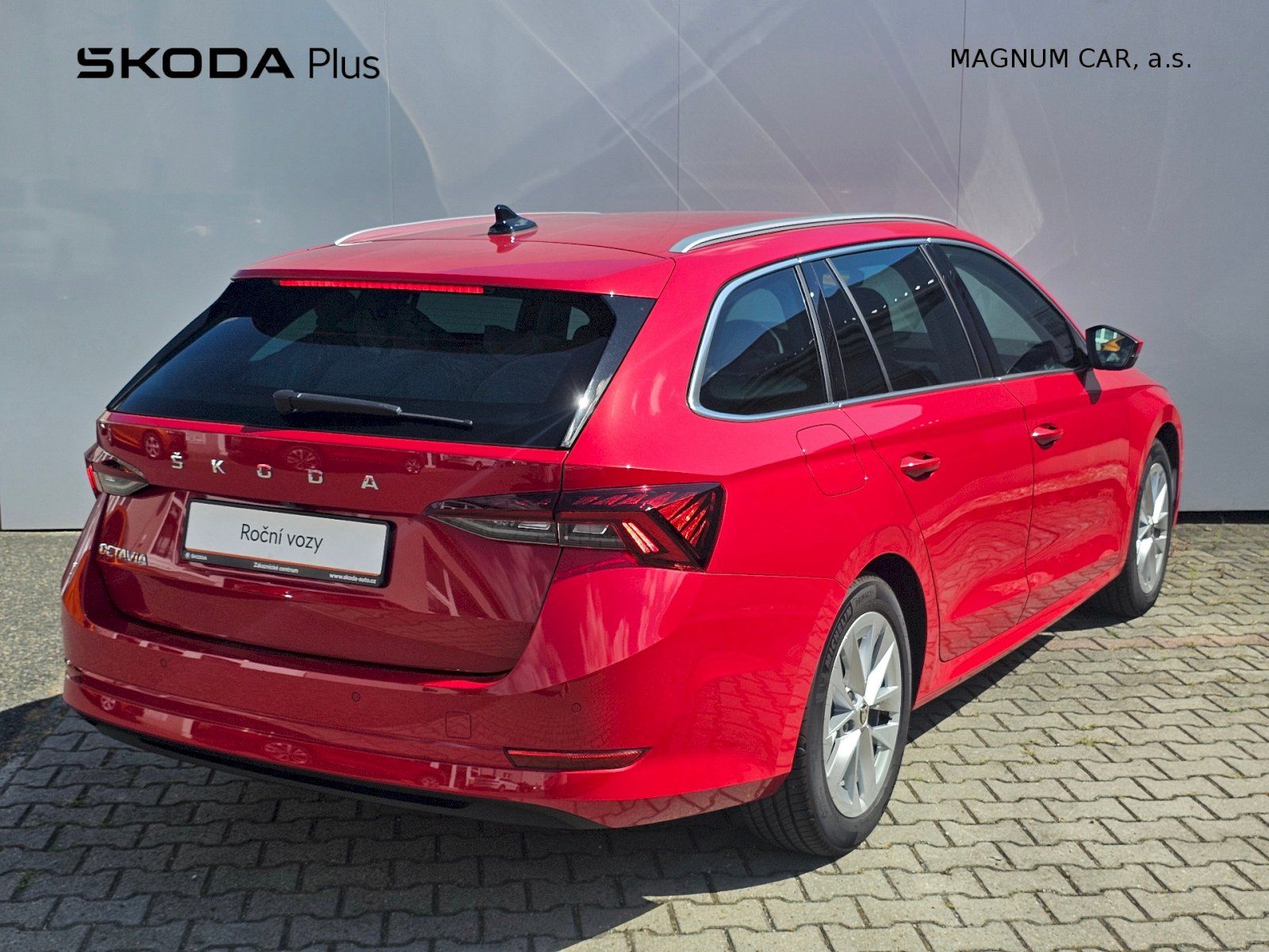 Škoda Octavia, COMBI STYLE 2.0TDI/110kW - fotka 2