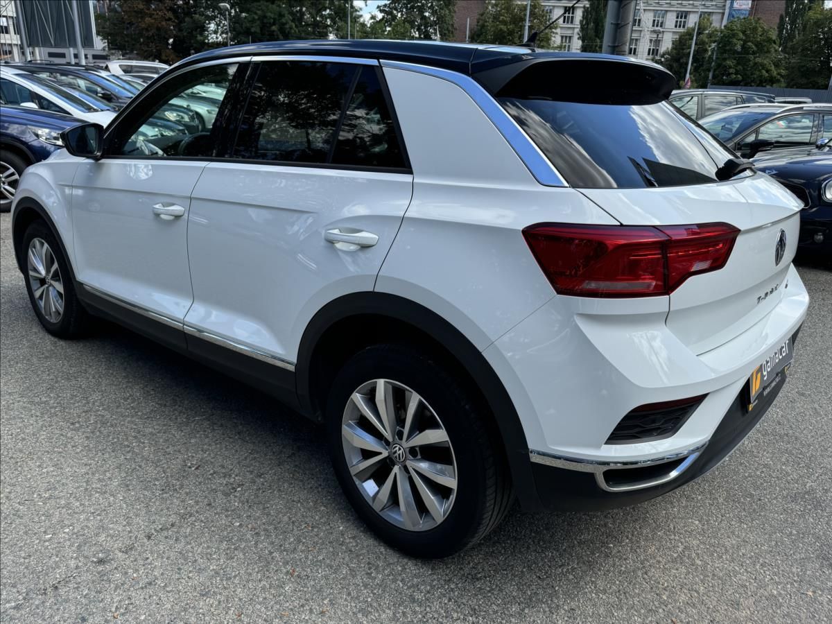 Volkswagen T-Roc, 2,0 110kw+ 4MOTION+LED.! - fotka 6