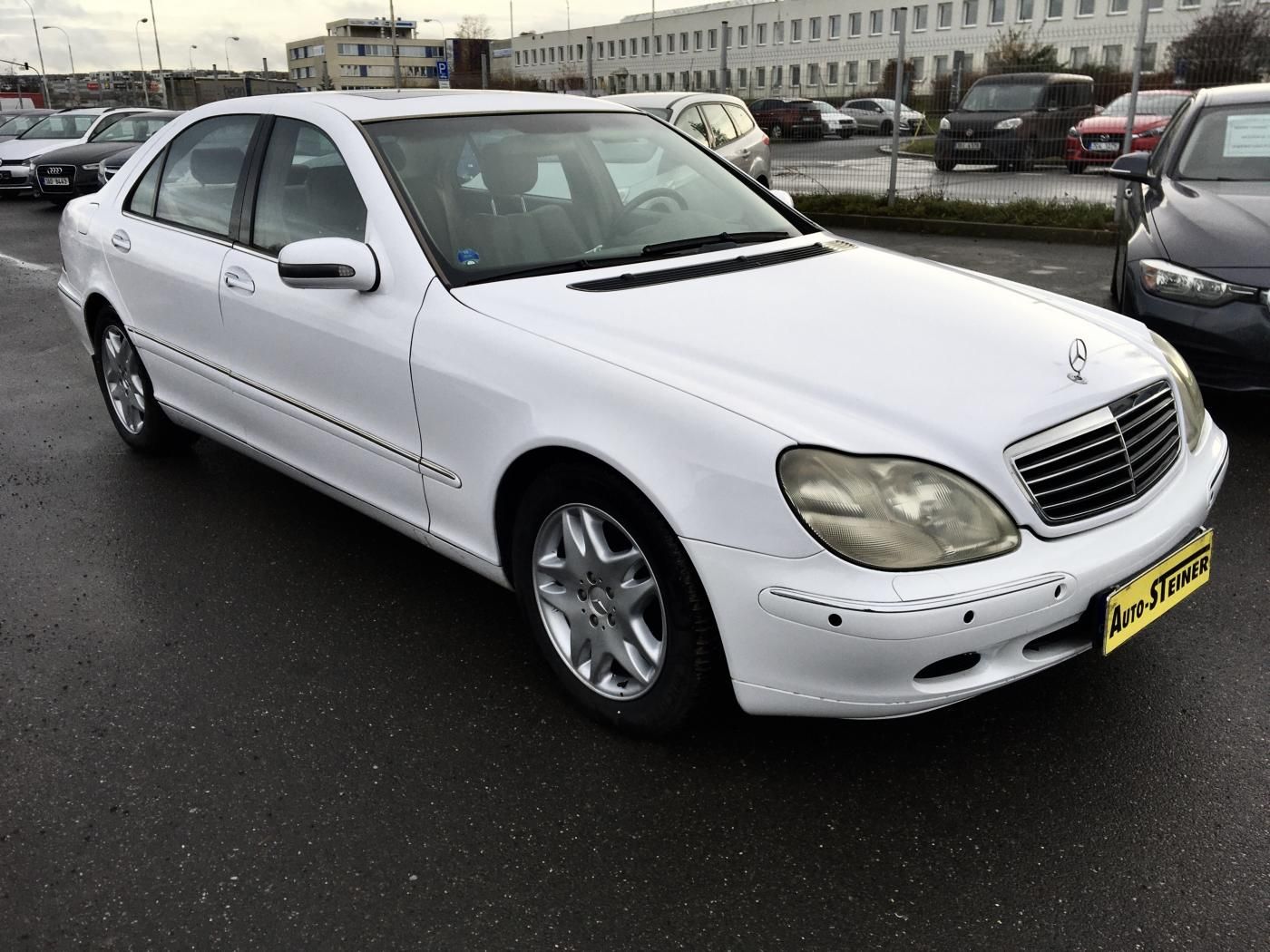Mercedes-Benz Třídy S, 5,0 S 500L  5.0 V8 - fotka 2