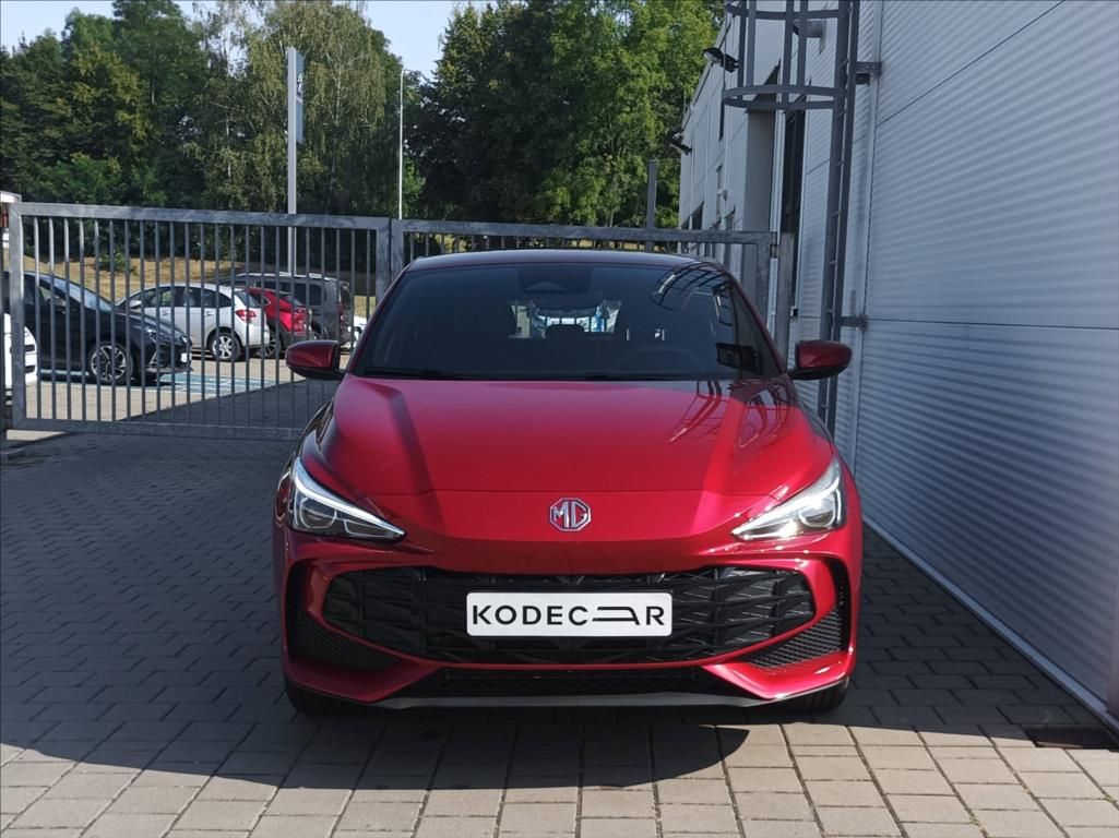 MG MG3, 1,5 Hybrid+ 195k AT 4x2 100kW+ - fotka 2