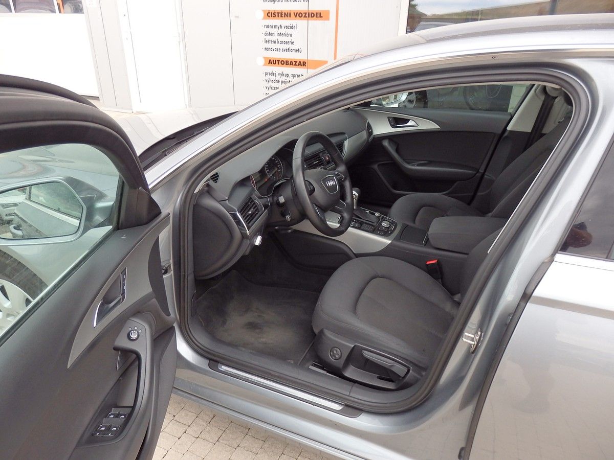 Audi A6, LIMOUSINE 3,0TDi 150kW SERVISK - fotka 6