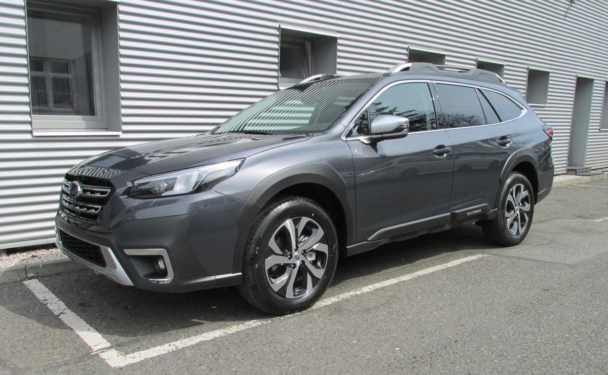 Subaru Outback, 2,5i TOURING  MY25.5 - fotka 2