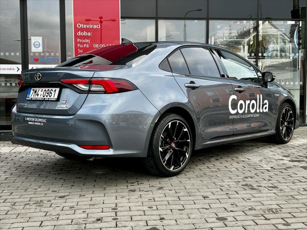 Toyota Corolla, 1,8 GR Sport + Dynamic - fotka 4