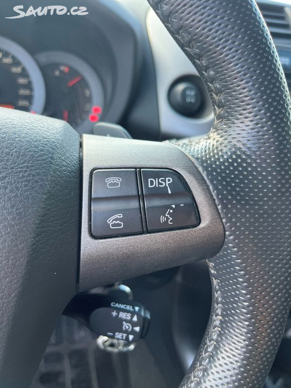 Toyota Rav4, fotka 16