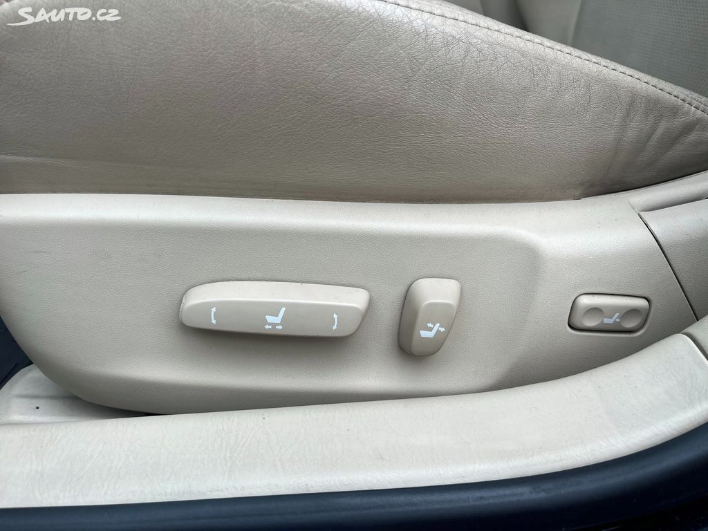 Lexus GS 450h, fotka 12