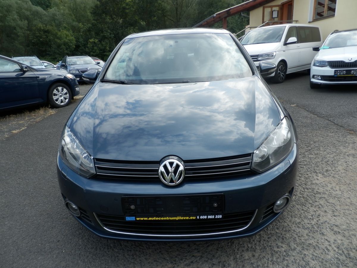 Volkswagen Golf, 1,4TSI 90KW KLIMA - fotka 2