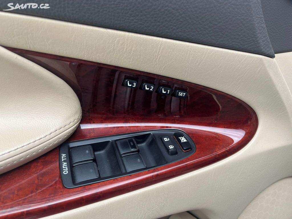 Lexus GS 450h, fotka 15