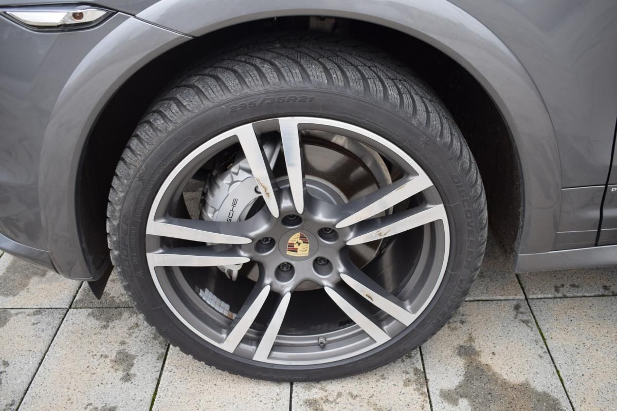 Porsche Cayenne, S/vzduch/Panorama/Výf.Remus/V8 - fotka 5