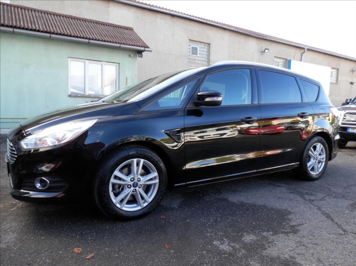 Ford S-MAX, 2,0 TDCi 110kW TOP STAV - fotka 3