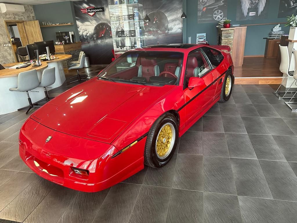 Pontiac, FIERO GT,2.8,93KW, V6,+2.MOTOR - fotka 4