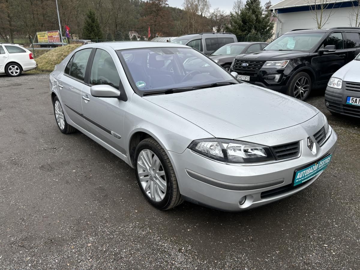 Renault Laguna, 2.0I - fotka 3