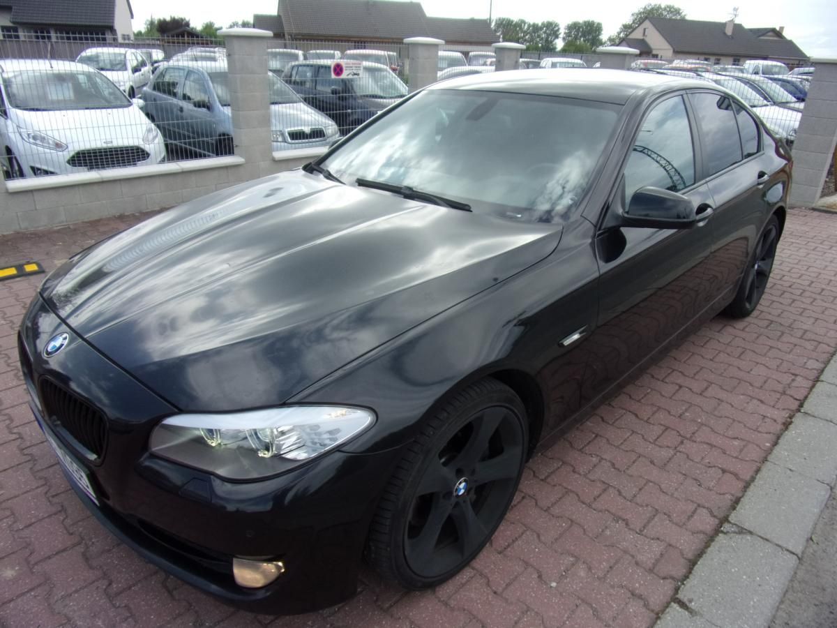 BMW Řada 5, 530D NAVI ALU XENONY ROZVODY