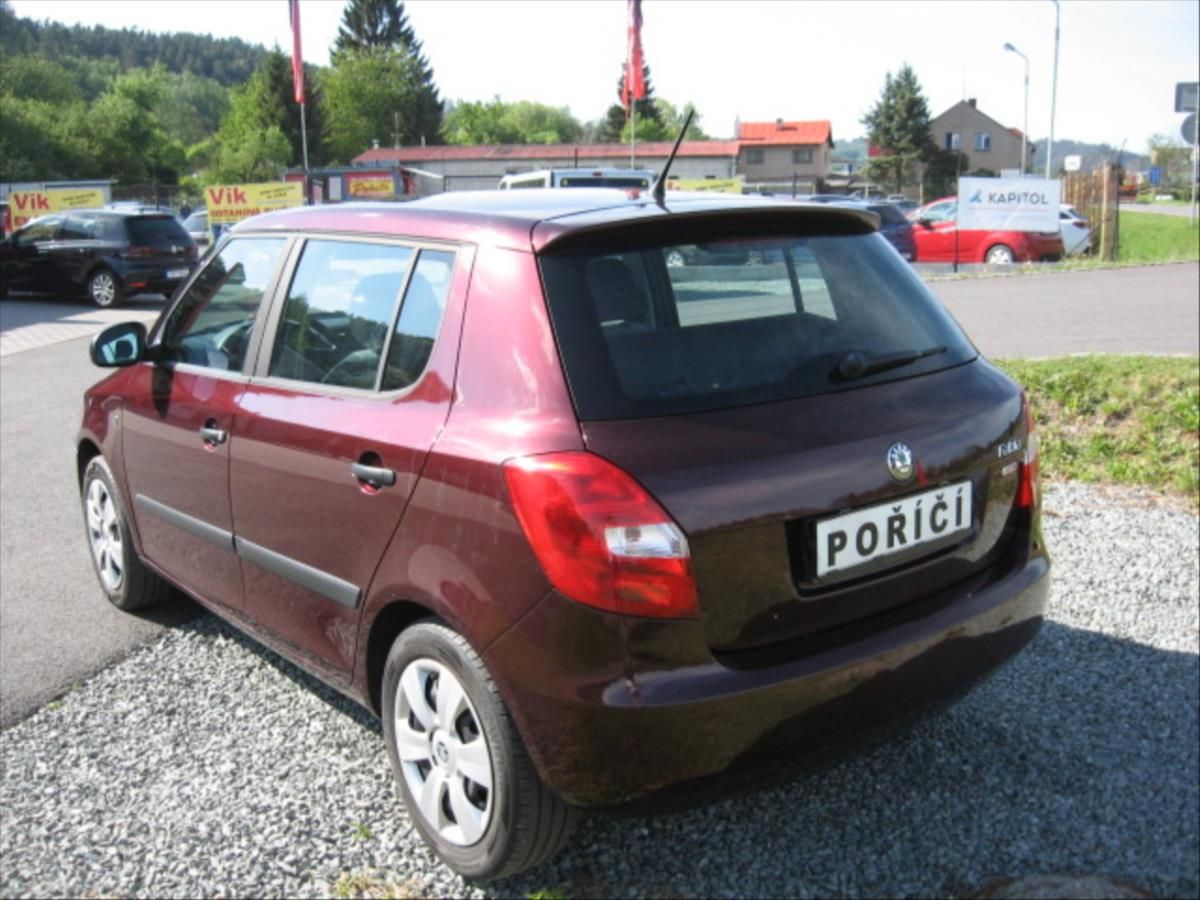 Škoda Fabia, 1,2 12V HTP 51kW Ambition - fotka 6