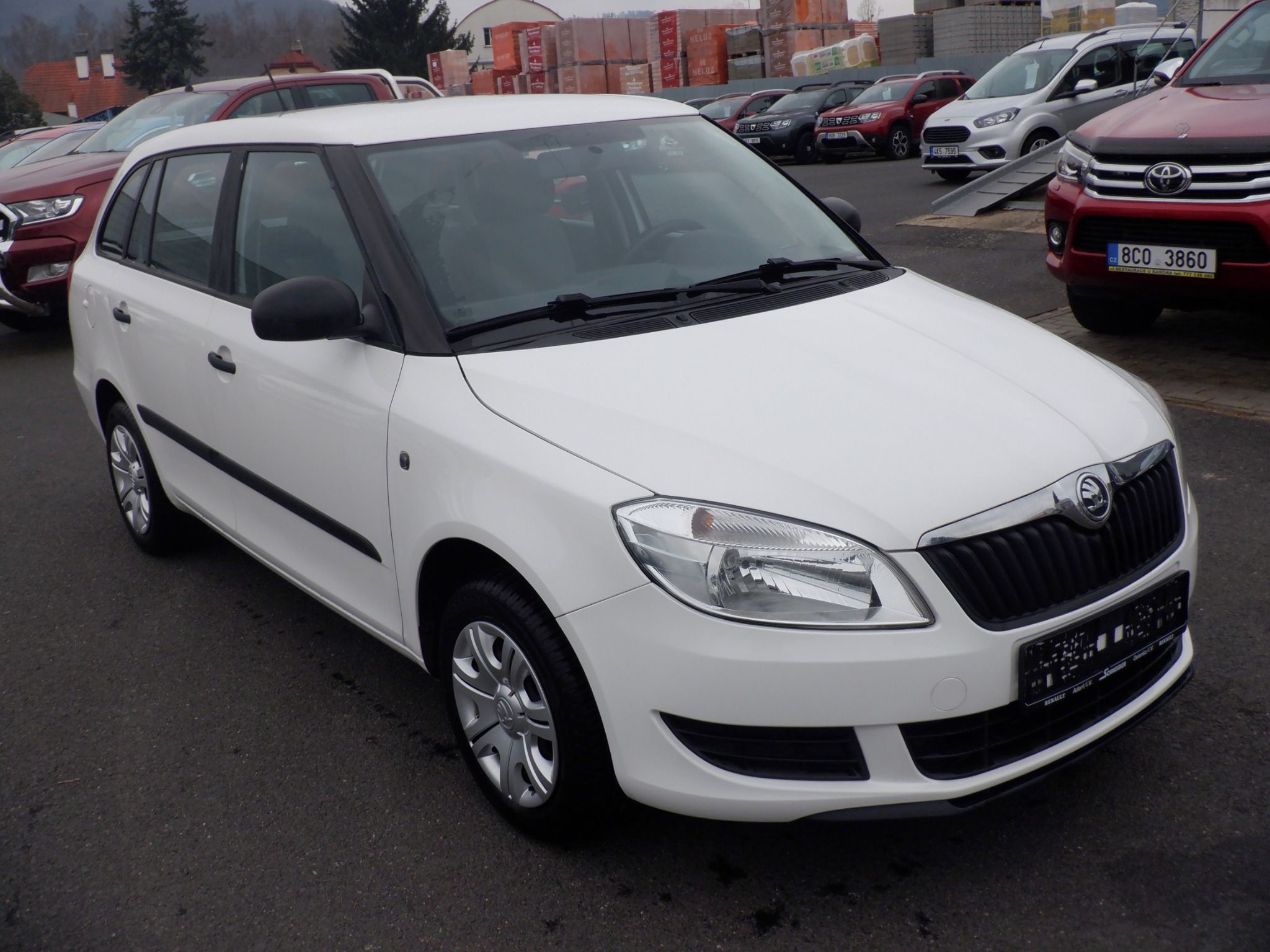 Škoda Fabia, 1.2 12V HTP Active Combi - fotka 3