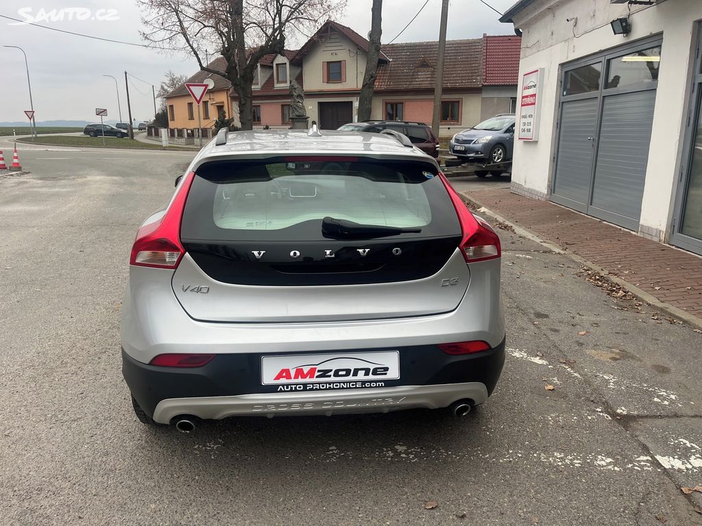 Volvo V40, fotka 4