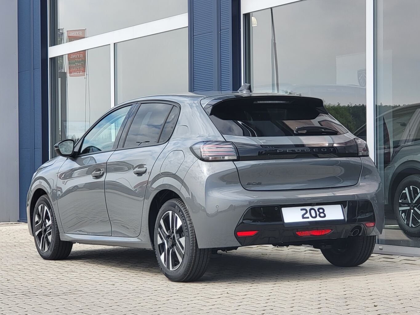 Peugeot 208, ALLURE 1.2 100 MAN6 - fotka 4
