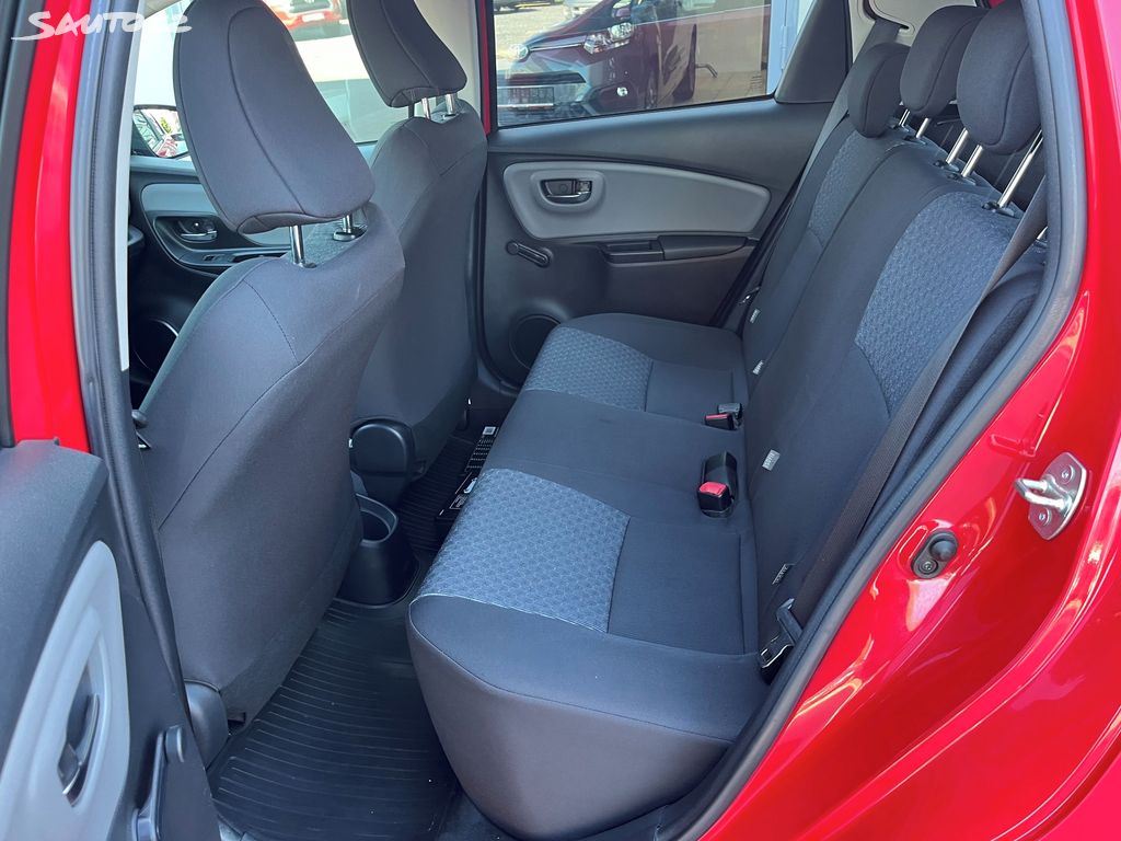 Toyota Yaris, fotka 9