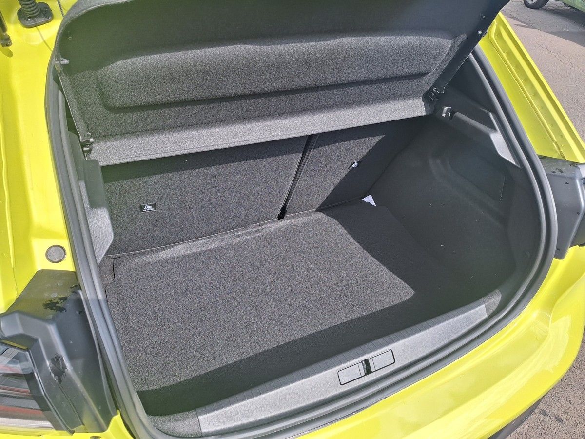 Peugeot 208, STYLE 1.2 TURBO 100k MAN6 - fotka 6