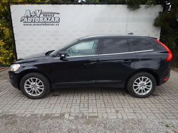 Volvo XC60, 2.4D AWD, DIGIKLIMA, TAŽNÉ