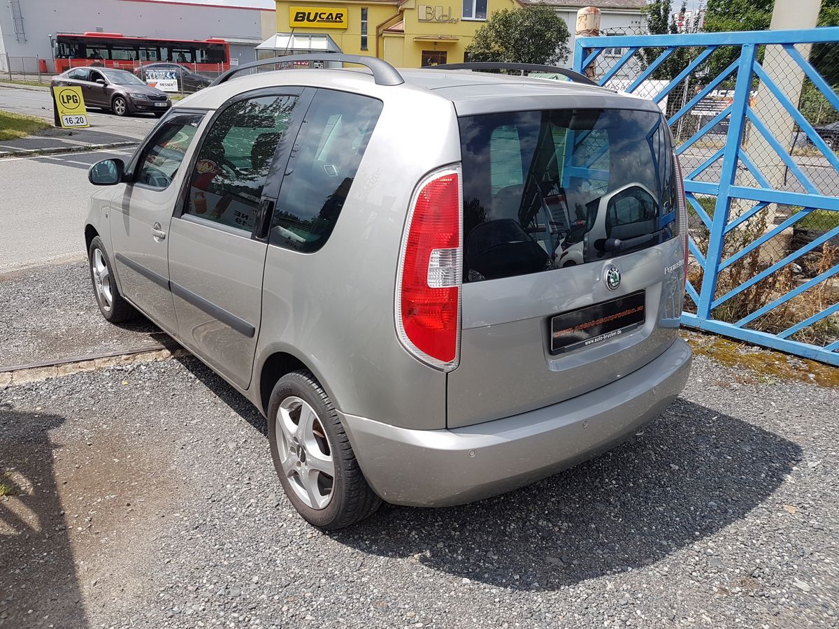 Škoda Roomster, 1.6i 77KW DIGI KLIMA - fotka 4