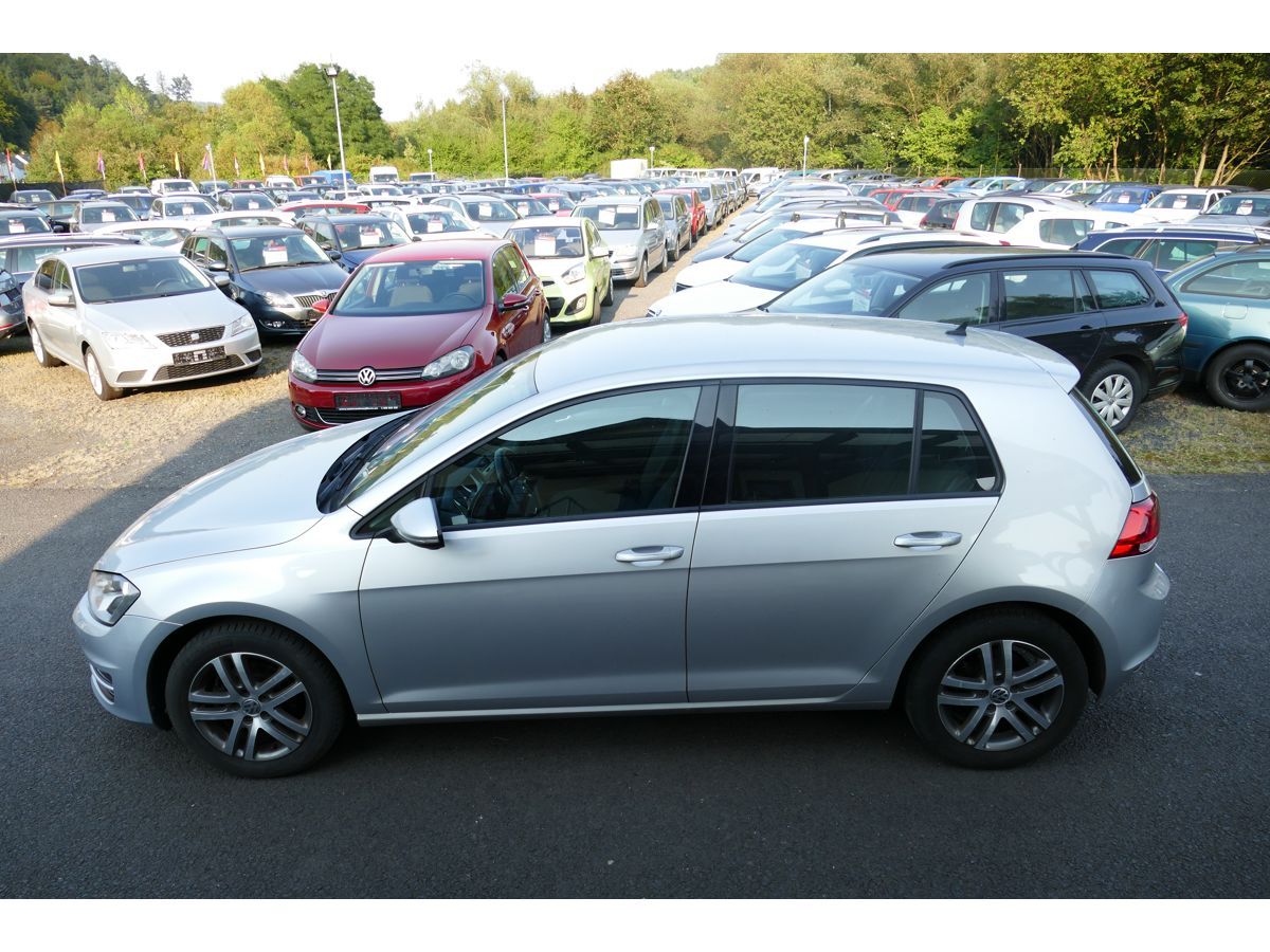 Volkswagen Golf, 1,2TSI 77KW KLIMA - fotka 4