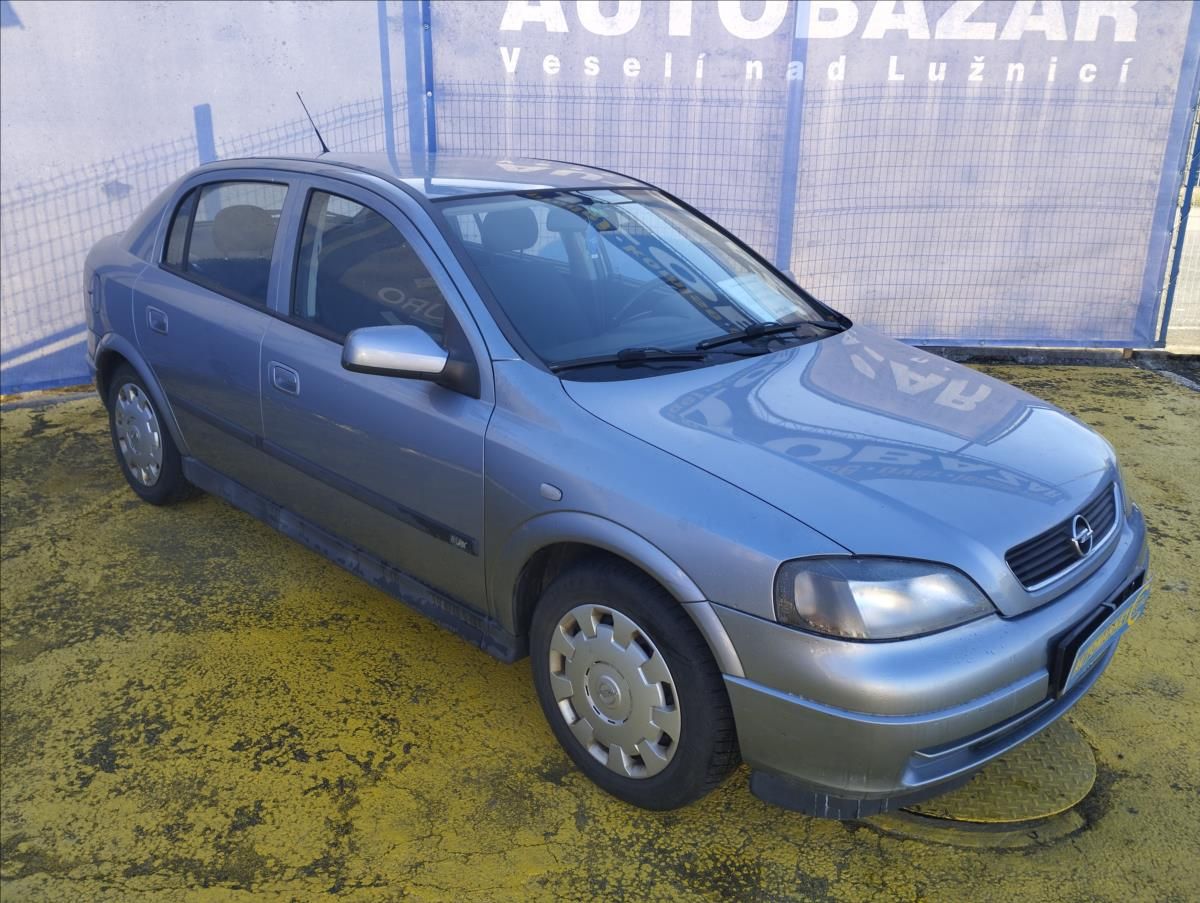 Opel Astra, 1,6 1.6 16V Sport - fotka 3