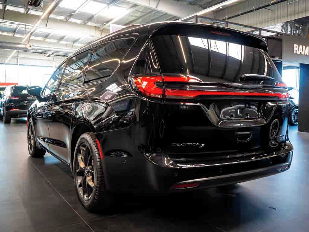 Chrysler Pacifica, 3.6 Limited AWD S Appearance - fotka 3