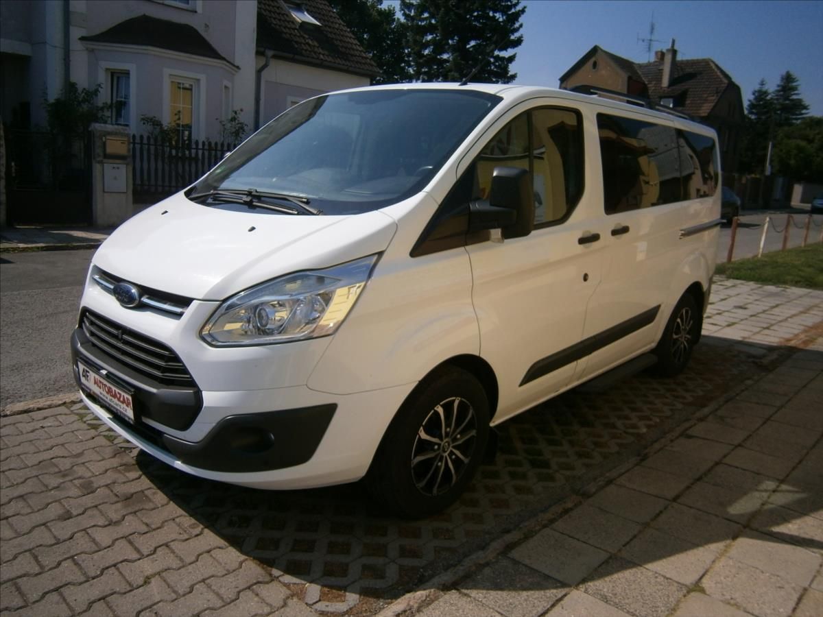 Ford Tourneo Custom, 2,2 TDCi 92kW KLIMA - fotka 3