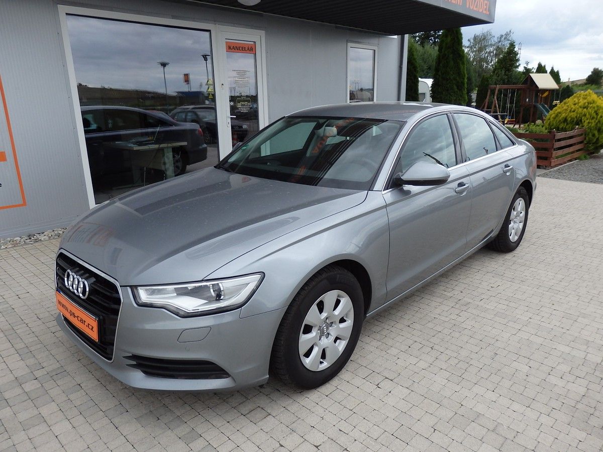 Audi A6, LIMOUSINE 3,0TDi 150kW SERVISK - fotka 2