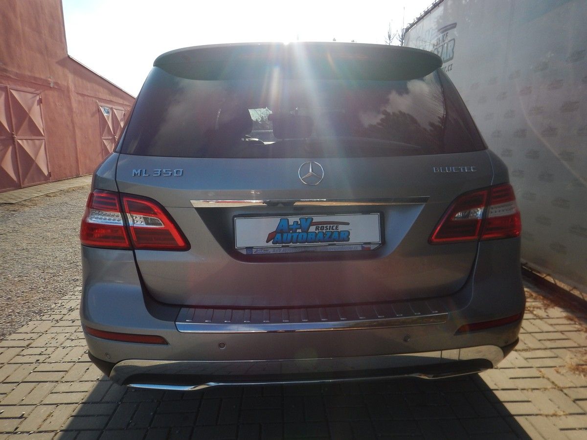 Mercedes-Benz Třídy M, ML 350 BLUETEC 4MATIC - fotka 5