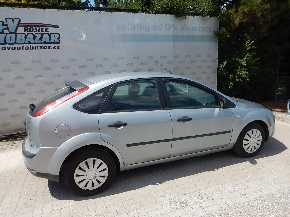 Ford Focus, 1.6i, KLIMA - fotka 5