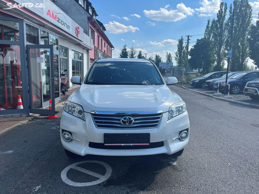 Toyota Rav4, fotka 2