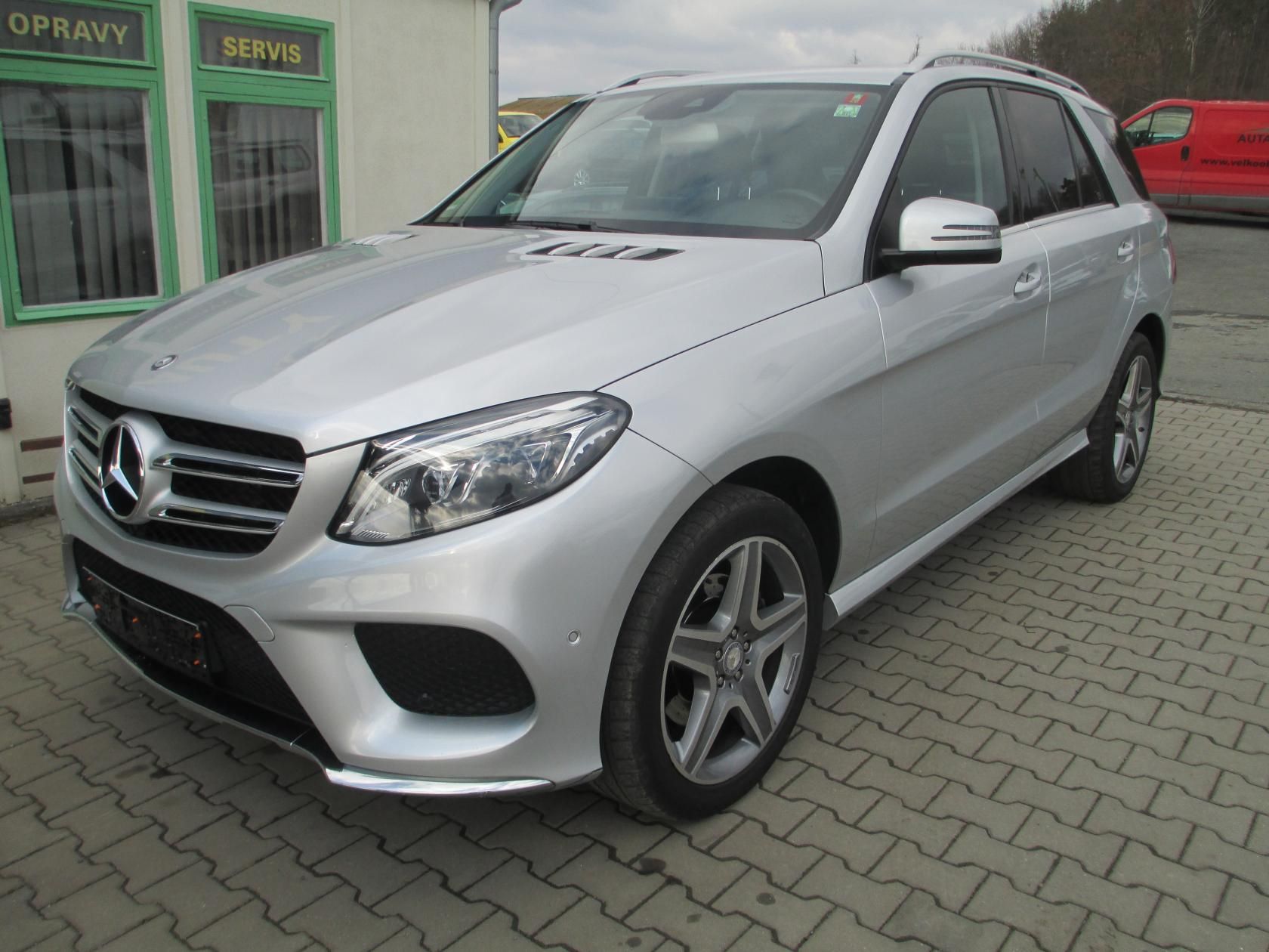 Mercedes-Benz GLE, 250d,150kW,AMG,WEBASTO,LED,DPH
