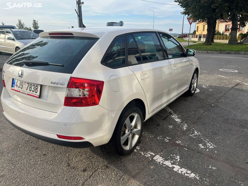 Škoda Rapid, fotka 6