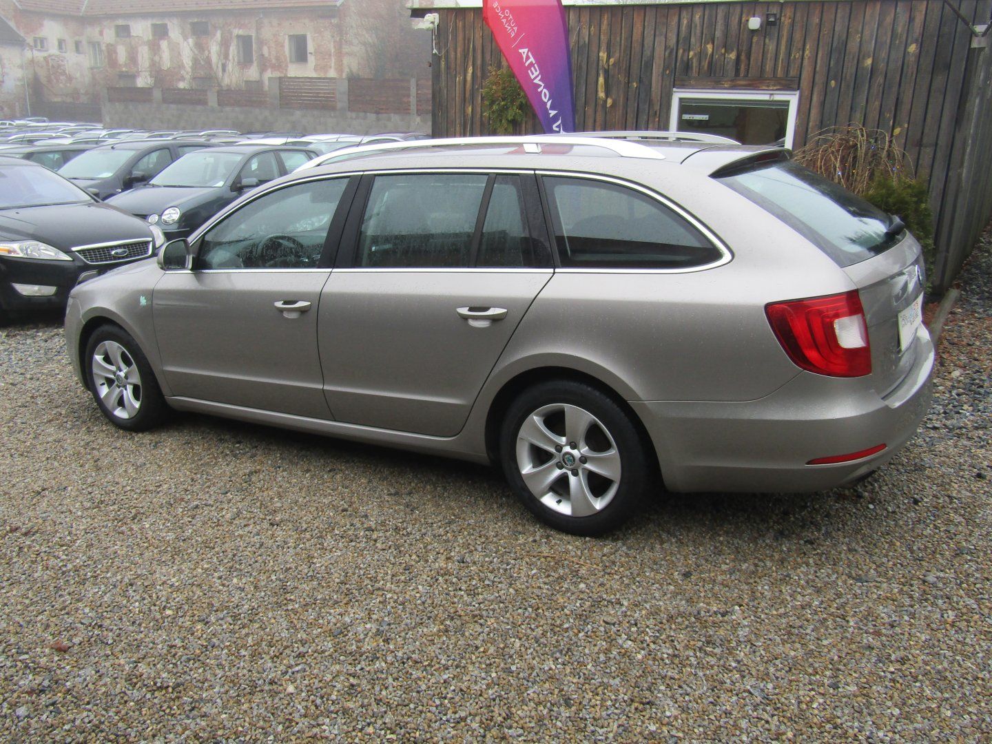 Škoda Superb, 1.6 TDI 77kW - fotka 4