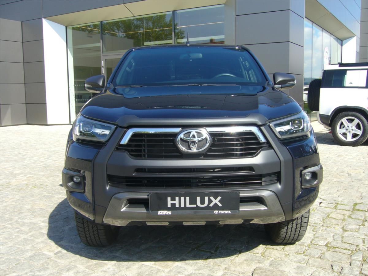 Toyota Hilux, Double Cab  4,0V6 Adventure 6A - fotka 2