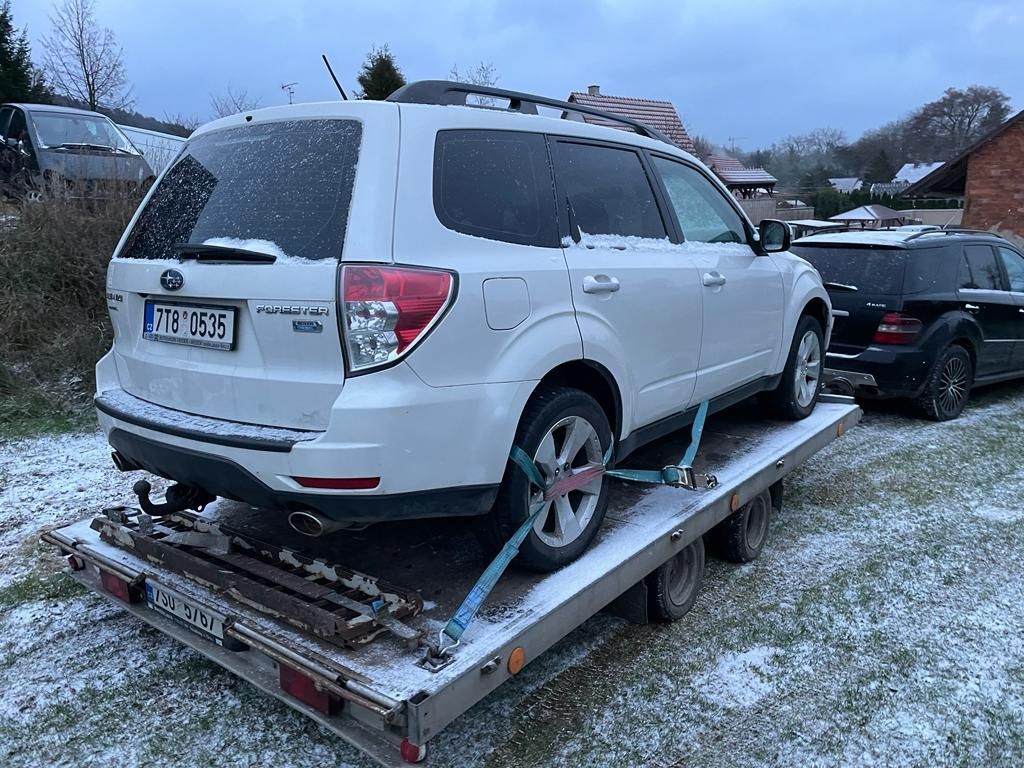 Subaru Forester, Sákne olej z motoru unik