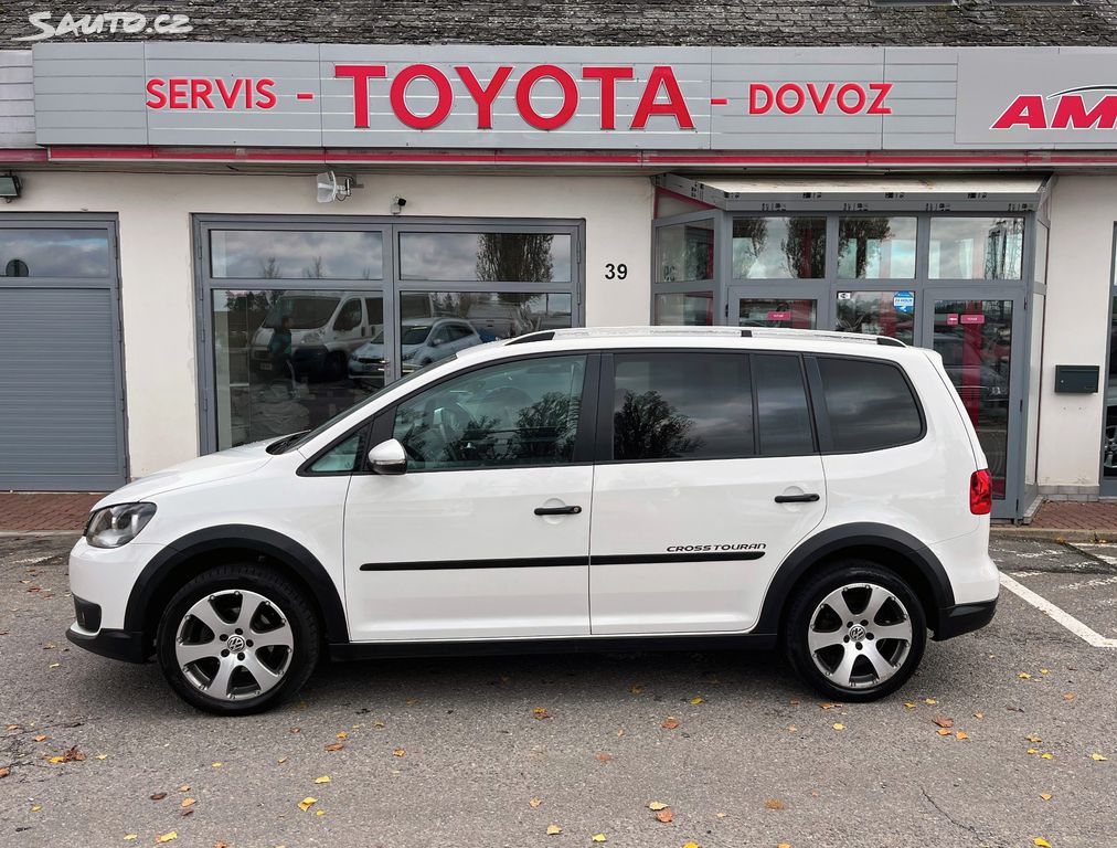 Volkswagen Touran, fotka 2