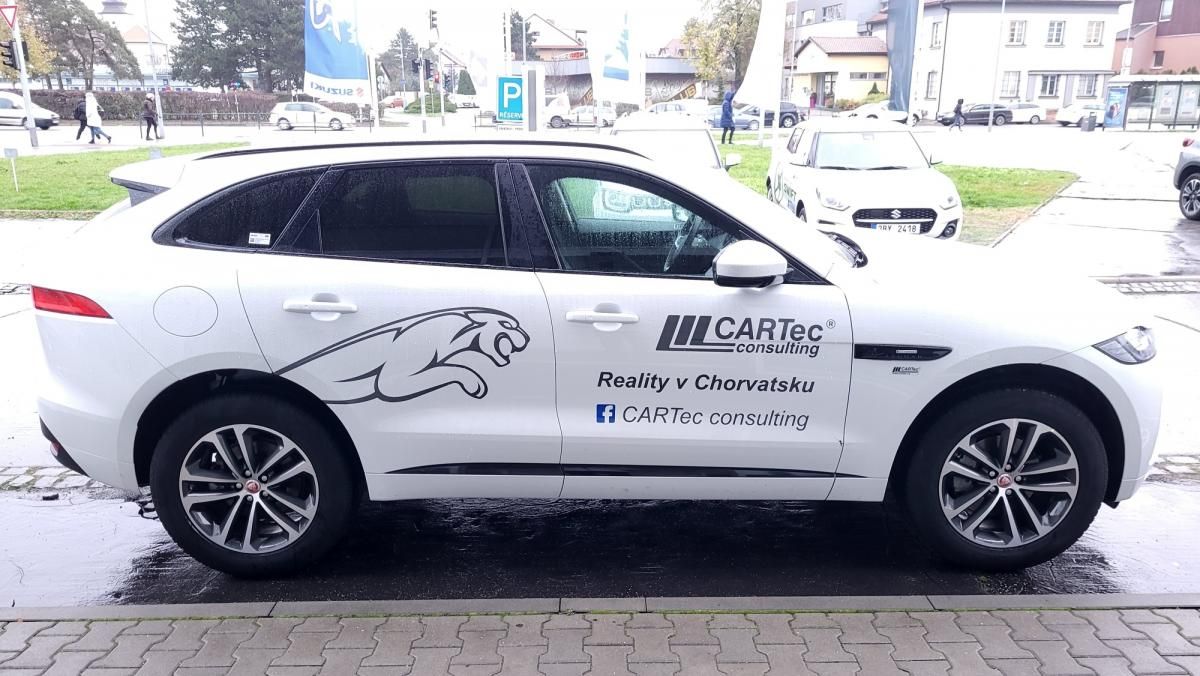 Jaguar F-Pace, 2,0 AWD R-Sport Aut. - fotka 5