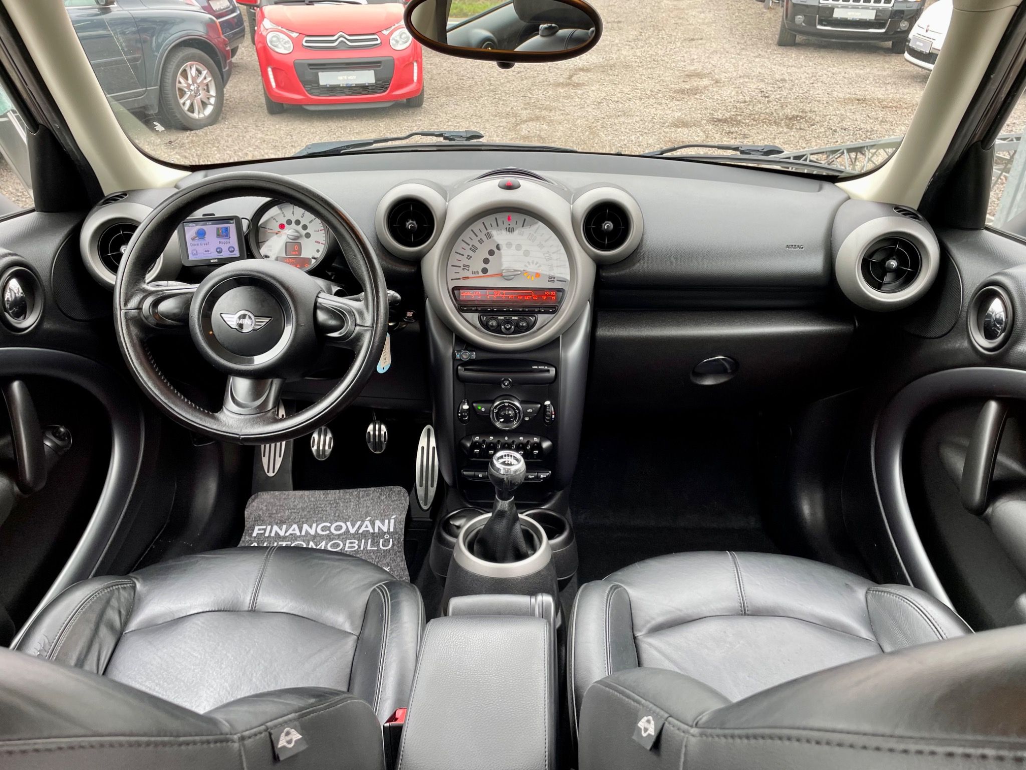 Mini Countryman, 1.6i S 135kw 1.Maj 4x4 Kůže - fotka 4