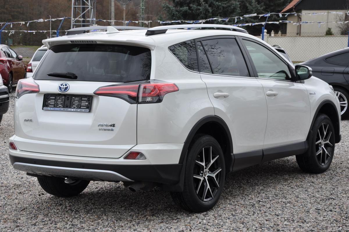 Toyota Rav4, 2.5HSD 114kW - fotka 3