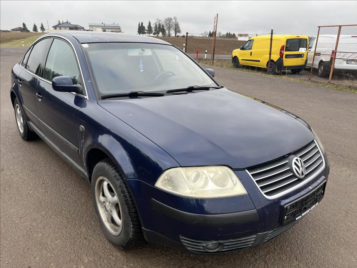 Volkswagen Passat, 1.9 TDi KLIMA 2 x KOLA BEZ STK - fotka 3