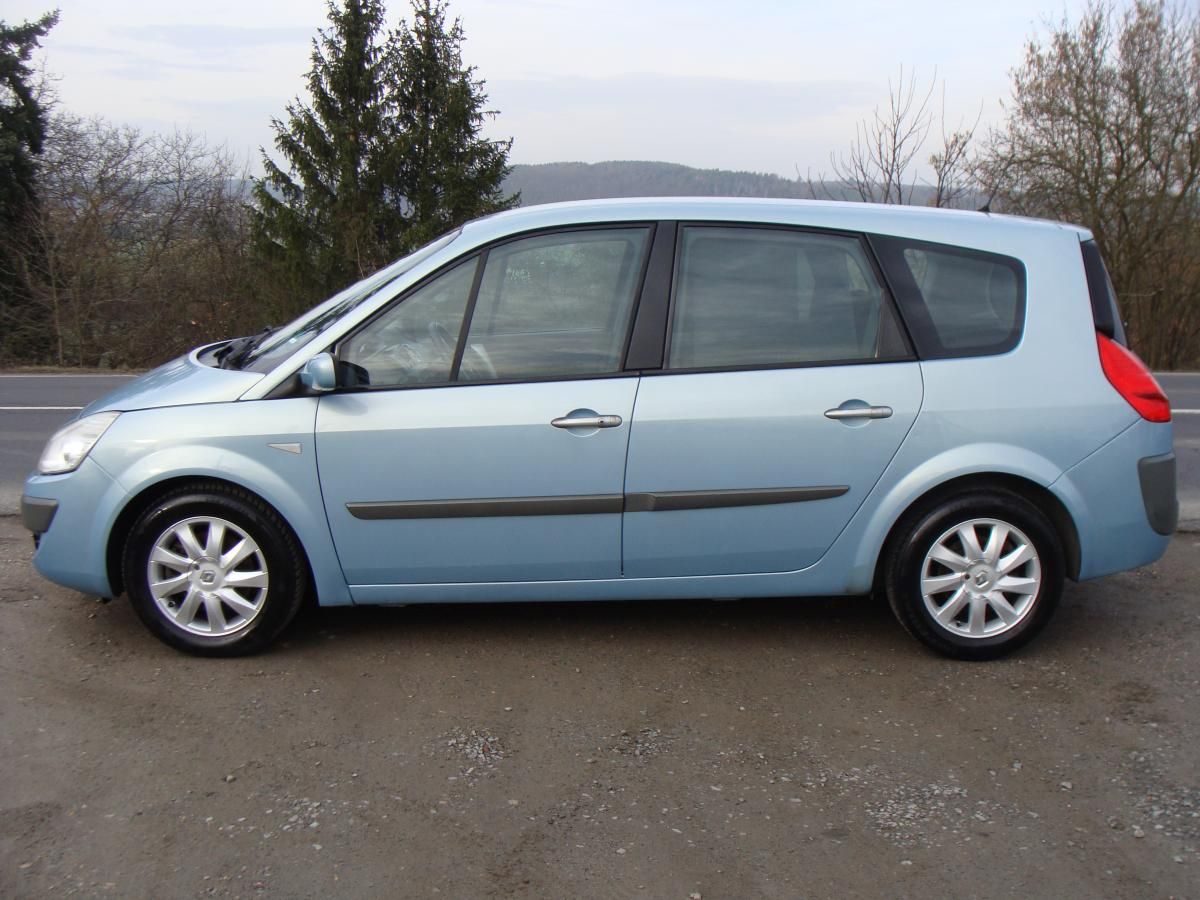 Renault Grand Scénic, 1.6i, Servisní kniha - fotka 3