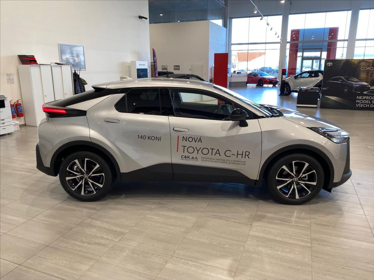 Toyota C-HR, 1,8 hybrid 140 koní  Style - fotka 4