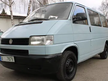 Volkswagen Transporter, T4 2.0 COMBI, 9 MÍST, NOVÁ STK