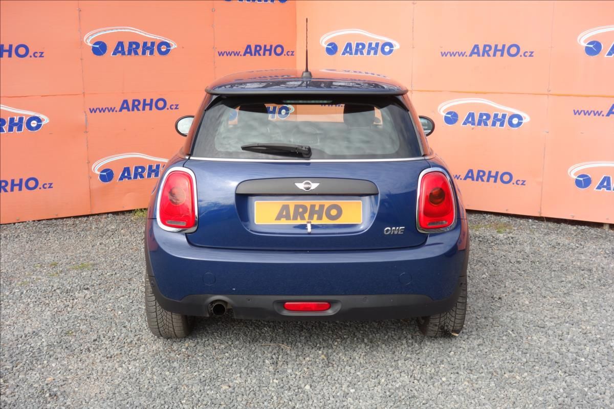 Mini One, 1,2 i 75KW, AUT. KLIMATIZACE. - fotka 6