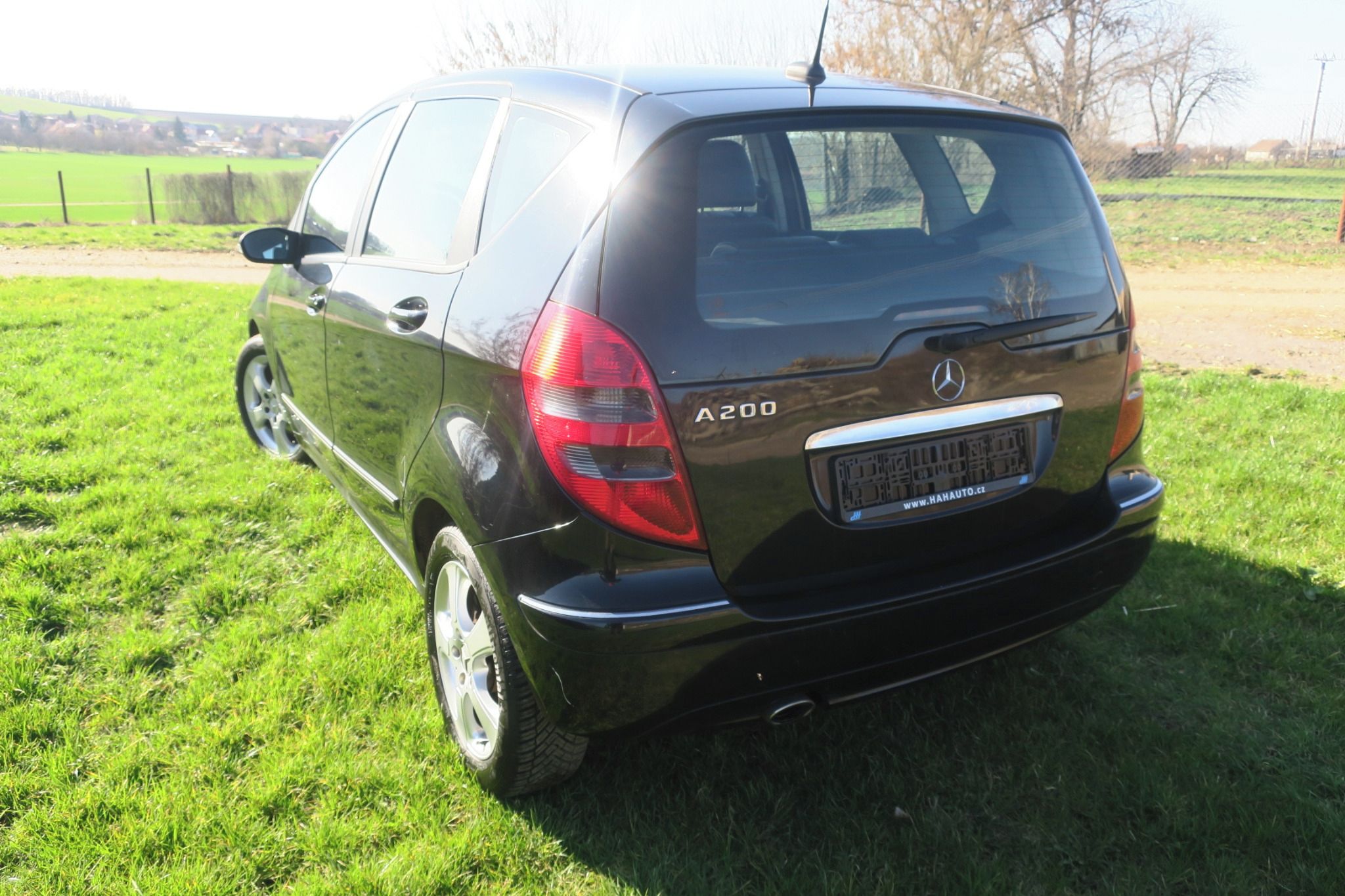 Mercedes-Benz Třídy A, 200 AVANTGARDE - fotka 5
